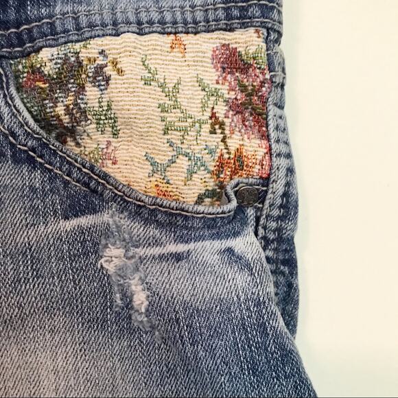 Boho Festival Floral Tapestry Distressed Cottage Cutoffs Denim Jean shorts 27 - Picture 3 of 8